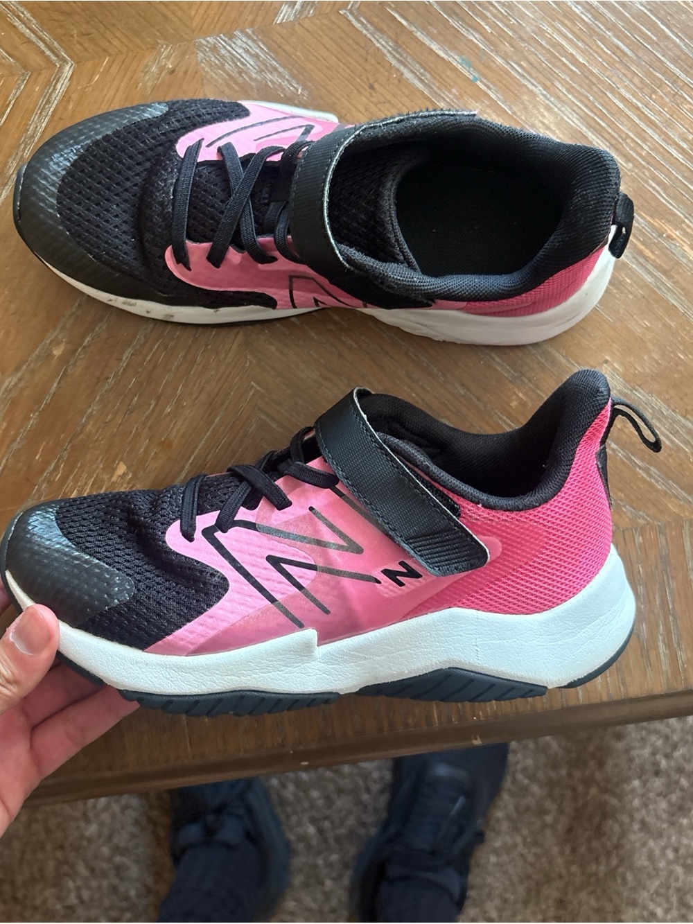 New Balance Kids Black and Pink Hook-and-Loop Athletic Sneakers